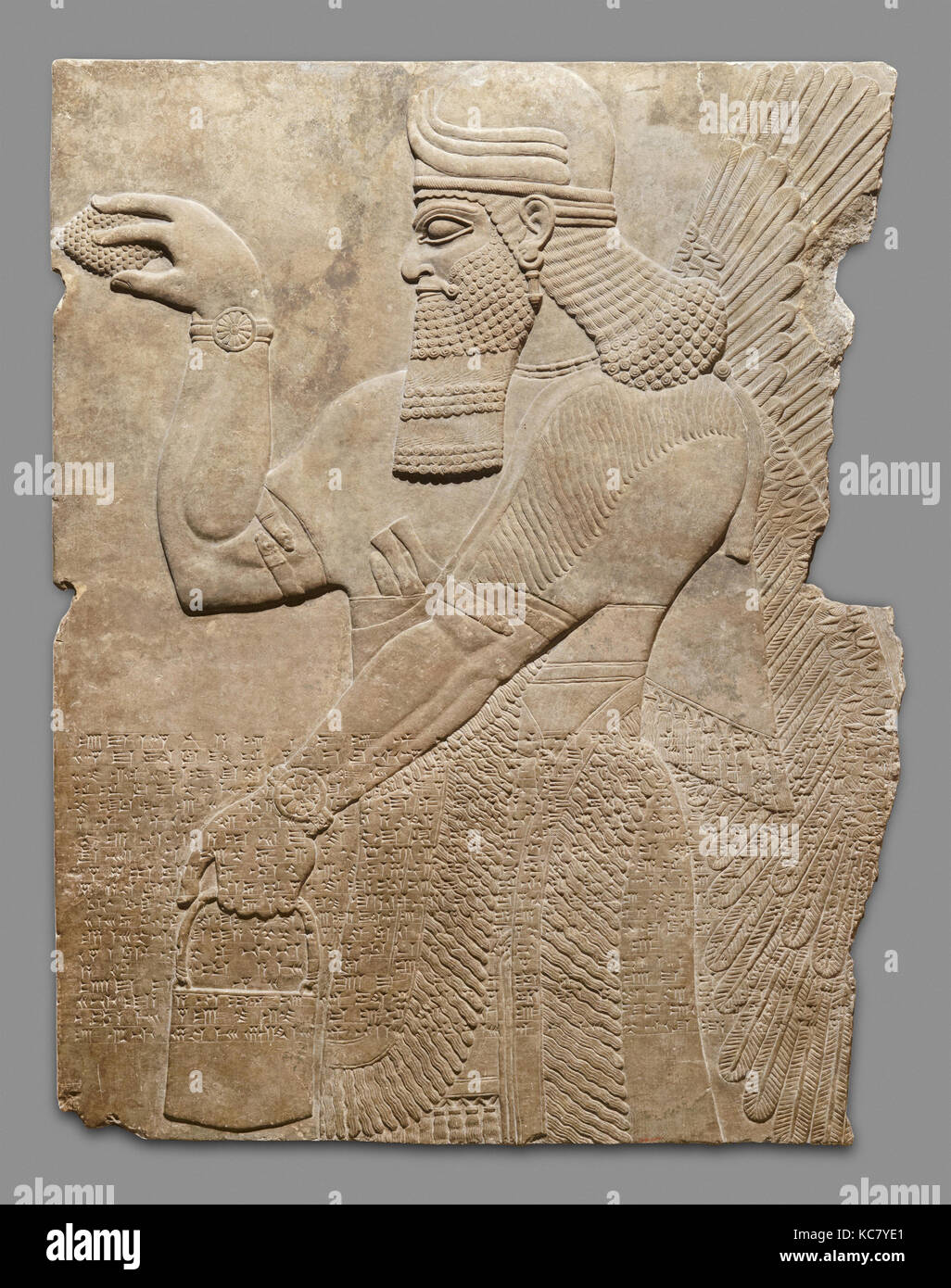 Relief panel, Neuassyrischen, Ca. 883 - 859 v. Chr., in Mesopotamien, Nimrud (antike Kalhu), Assyrische, Gips, Alabaster, 64 5/8 x 50 1/2 Stockfoto