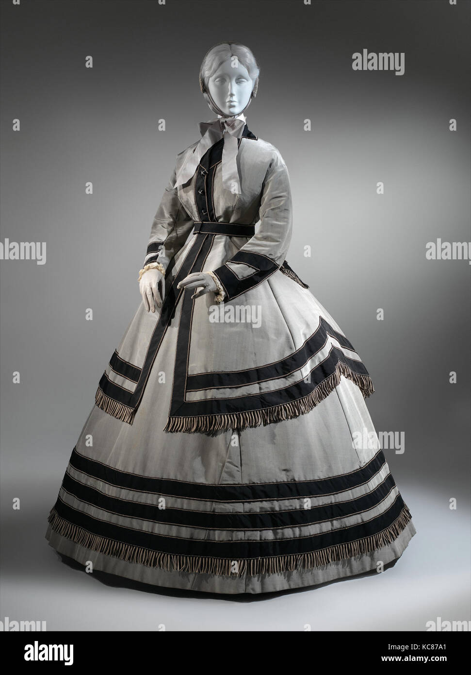 Hochzeit Ensemble, 1868, Amerikanische, (a-c) Seide/Wolle, je nach Familie Geschichte, Amelia Jane Carley (1844 - 1892) trug dieses Kleid Stockfoto