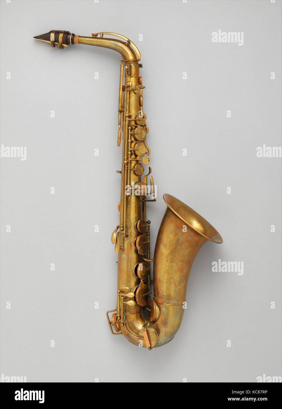 Alto Saxophon in E-flat, Ca. 1855, Paris, Frankreich, Französisch, Messing,  Höhe: 24 in. (61 cm), Aerophone-Reed vibrierte - Reed Stockfotografie -  Alamy