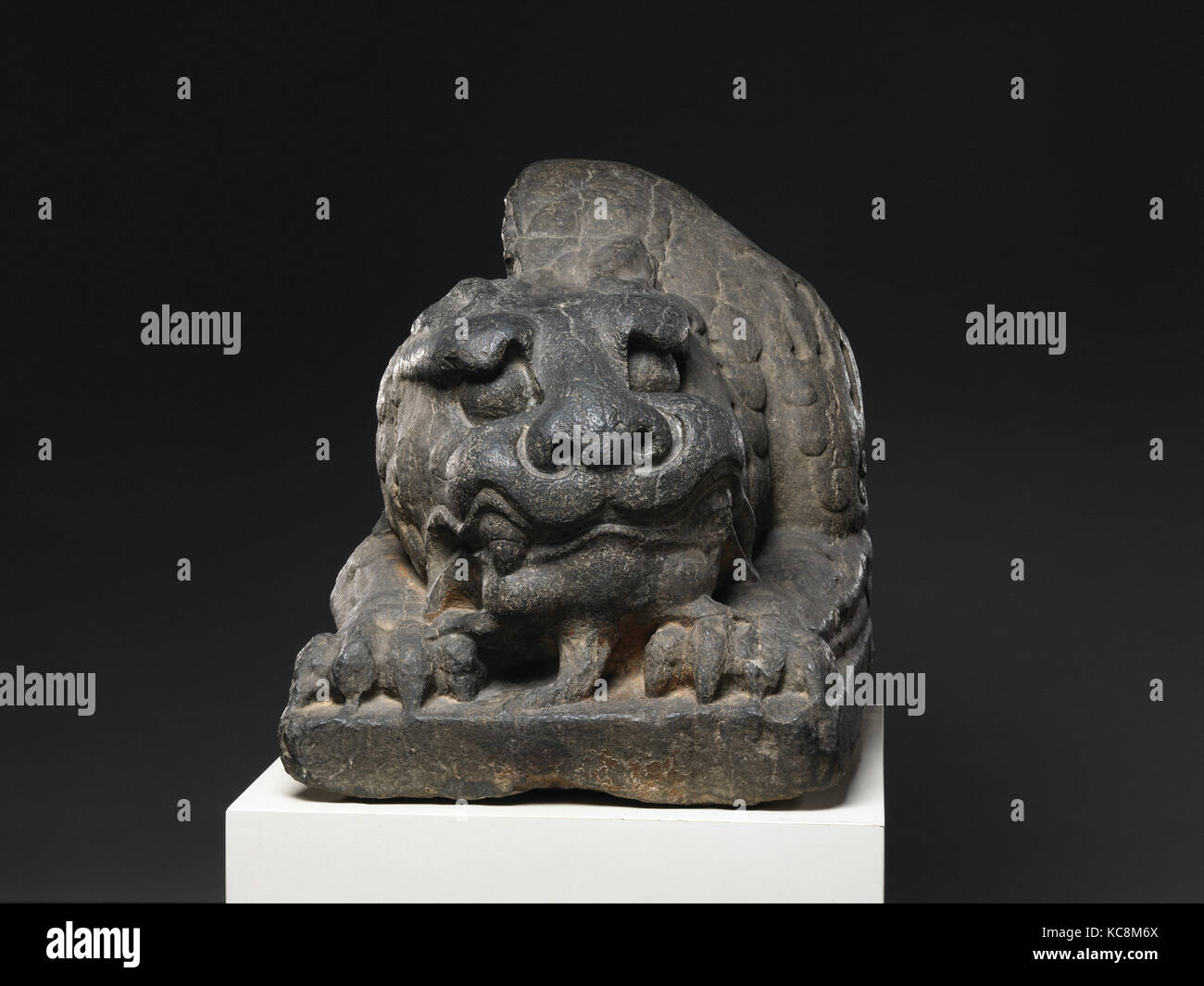 Guardian Lion, Nördliche Qi Dynastie (550 - 577), der Mid-6th century, China, Kalkstein, H., 25 3/4 in. (65,4 cm); W. 22. (55,9 cm Stockfoto
