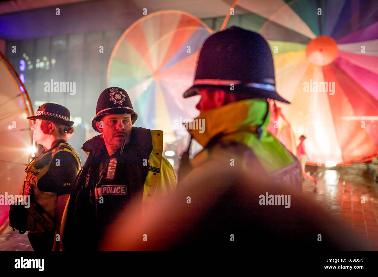 Polizisten bietet Sicherheit auf einem Festival in Doncaster, Yorkshire, England, Großbritannien Stockfoto