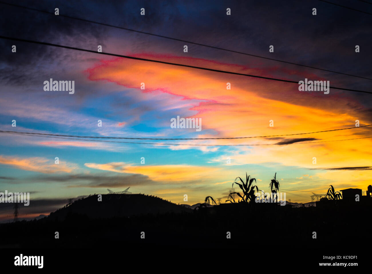 Bunte Sonnenaufgang Himmel Stockfoto