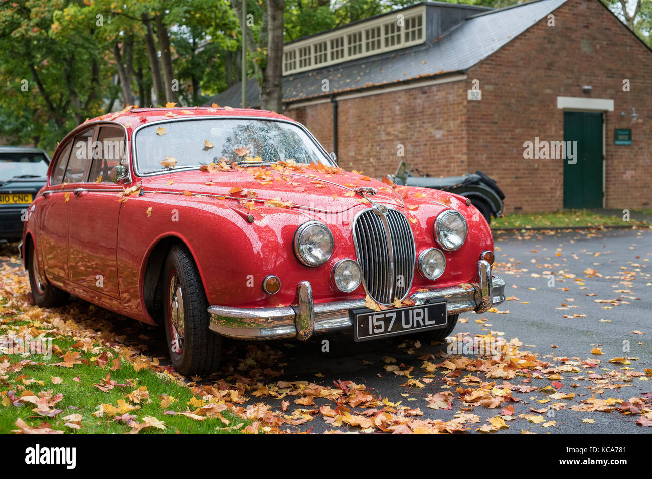 1964 rote Markierung 2 Jaguar in Bicester Heritage Center. Oxfordshire, England Stockfoto