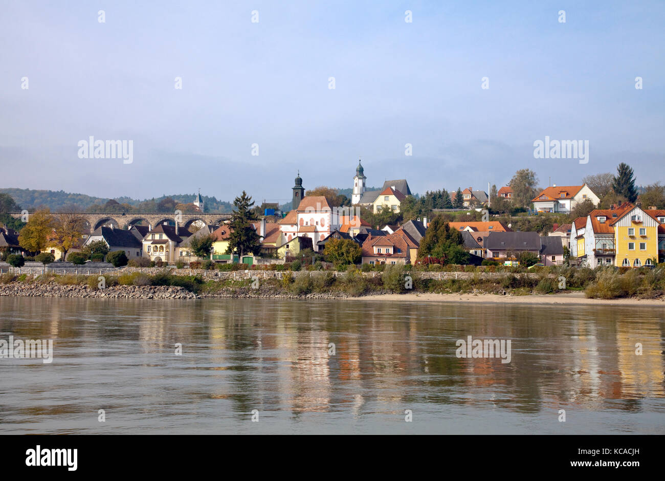 Wachau an der Donau, Österreich: Emmersdorf an der Donau zwischen Melk und Durnstein. Stockfoto