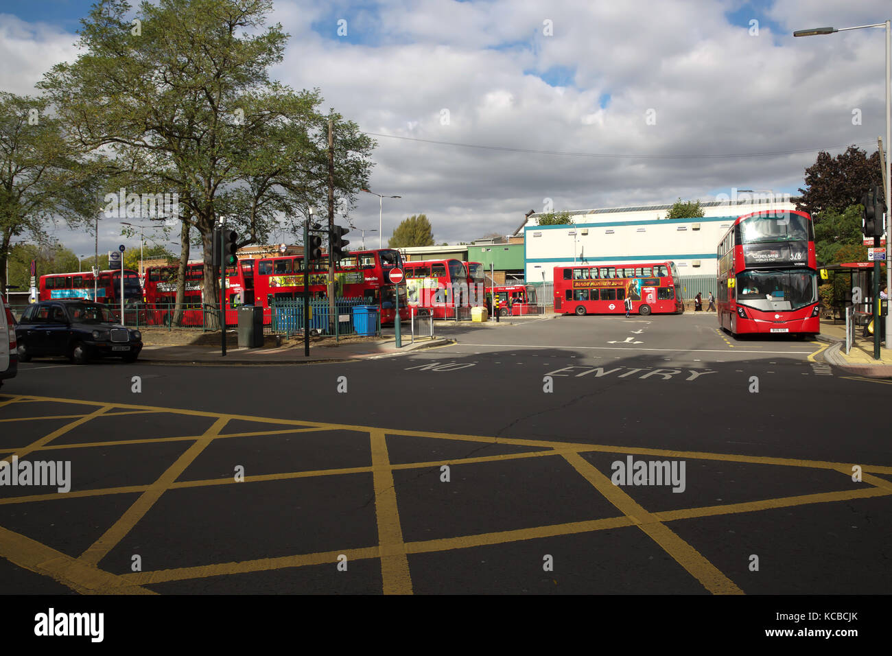 Golders green bus station golders Fotos und Bildmaterial in hoher Auflösung Alamy