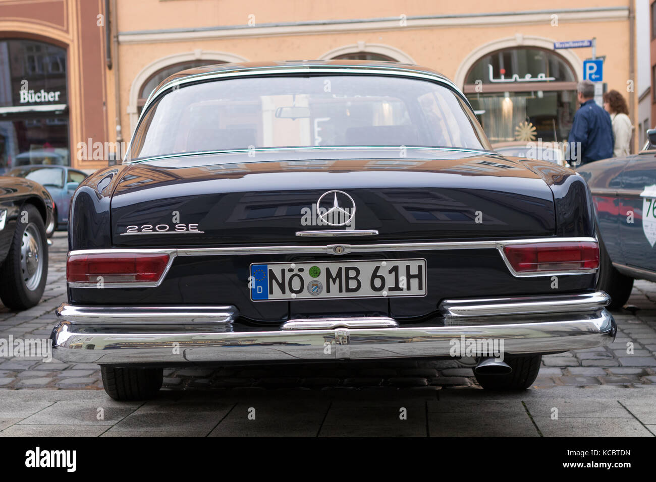 Augsburg, Deutschland - Oktober 1, 2017: 1961 MERCEDES-BENZ 220 Se oldtimer Auto an der fuggerstadt Classic 2017 Oldtimer Rallye am 1. Oktober 2017 in augs Stockfoto