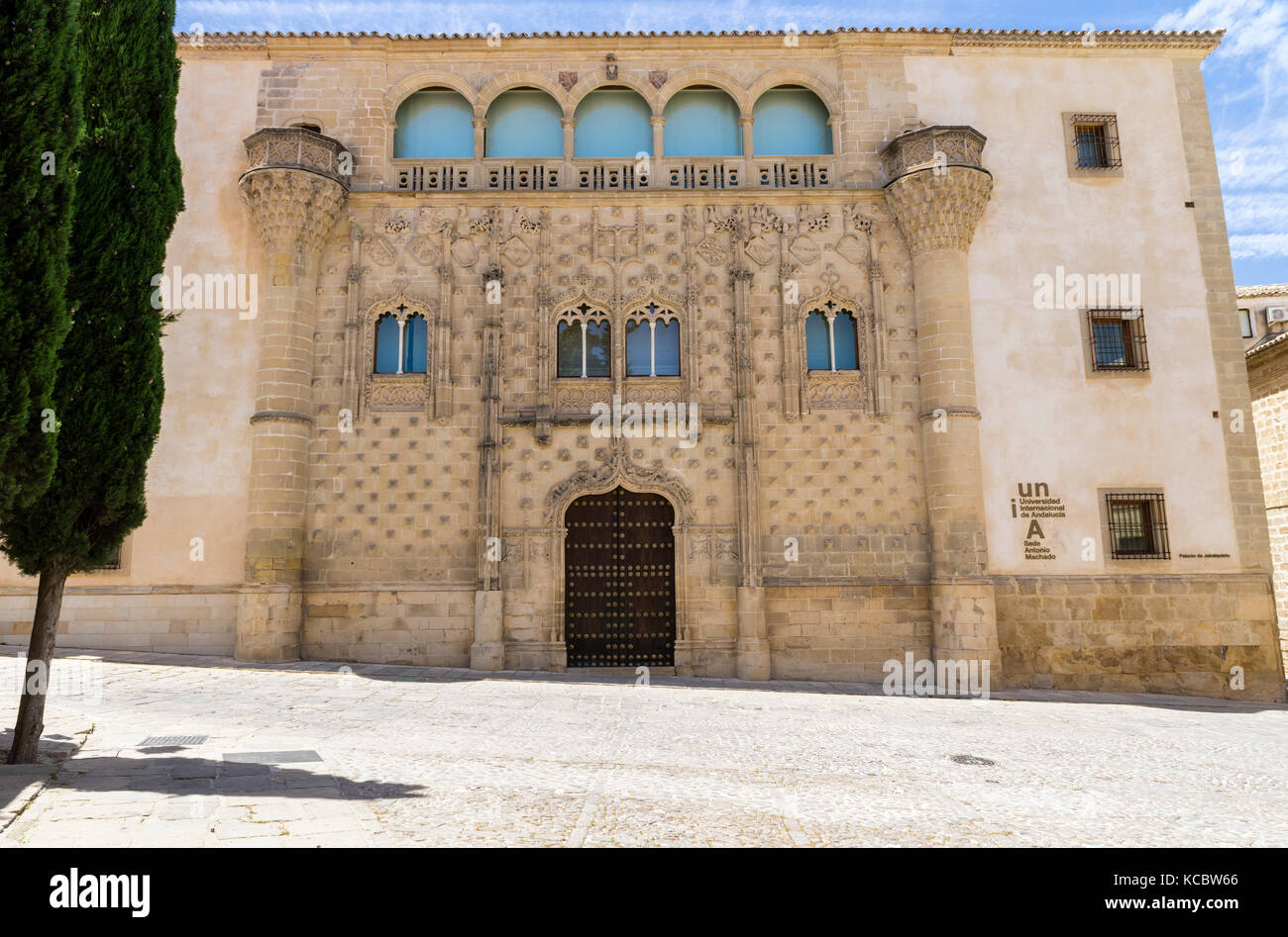 Palacio de los Marqueses de Jabalquinto, Plaza Santa Cruz, Gotik, Renaissance, Baeza, UNESCO-Weltkulturerbe Stockfoto