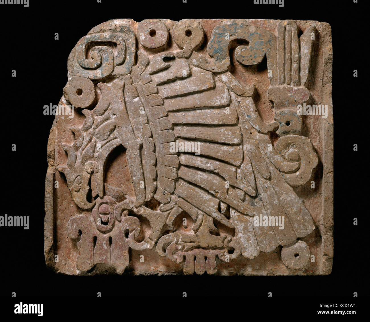 Adler Relief, 10. - 13. Jahrhundert, Mexiko, Mesoamerika, Tolteken, Andesit/Dazit, Farbe, Insgesamt: 24 1/2 x 30 1/2 in., 90 lb. (62.23 Stockfoto