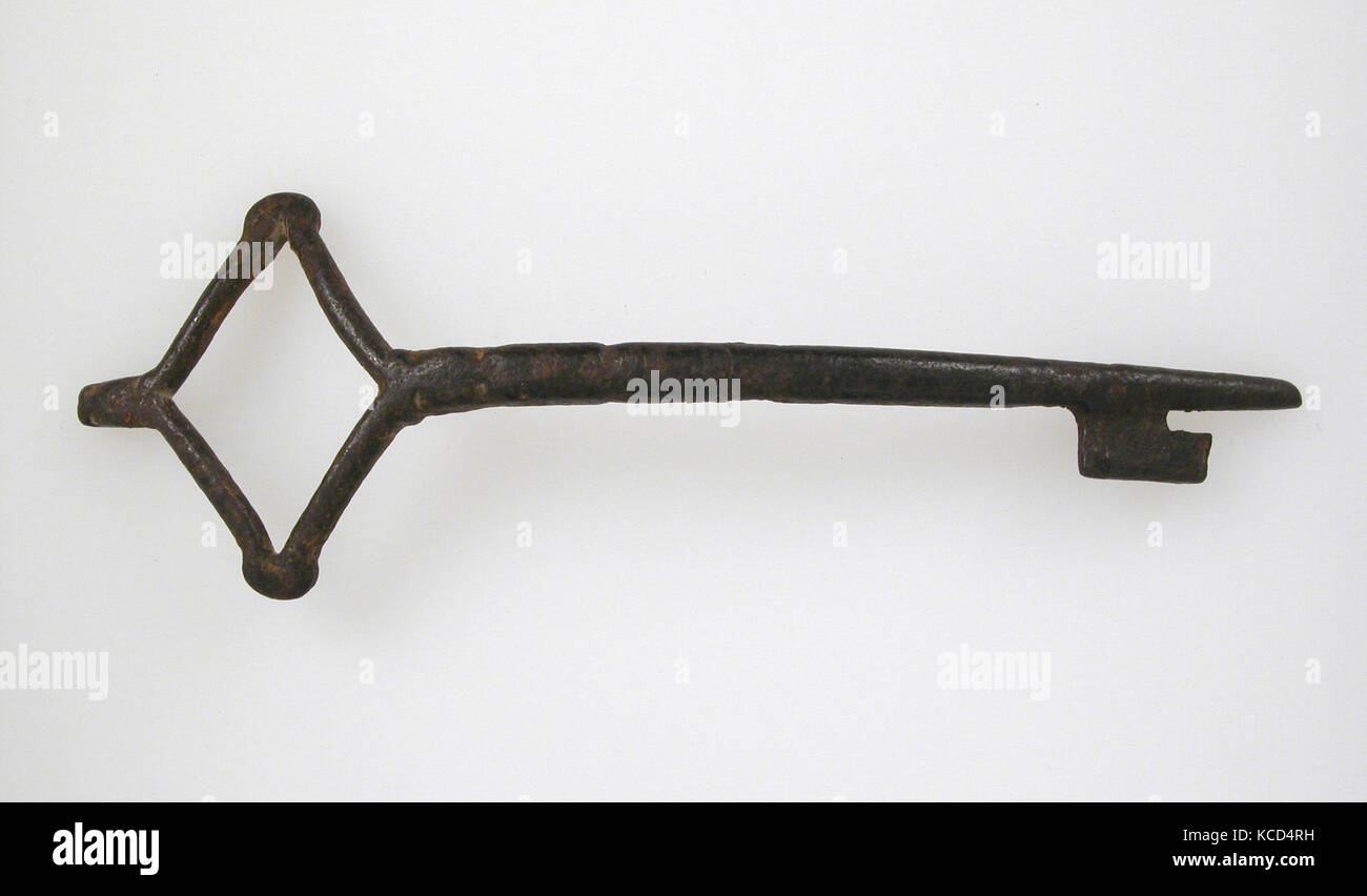 Schlüssel, 13. Jahrhundert, Deutsch, Bügeleisen, Gesamt: 7 5/8 x 2 1/2 x 3/8 in. (19,4 x 6,3 x 0,9 cm), Metalwork-Iron Stockfoto