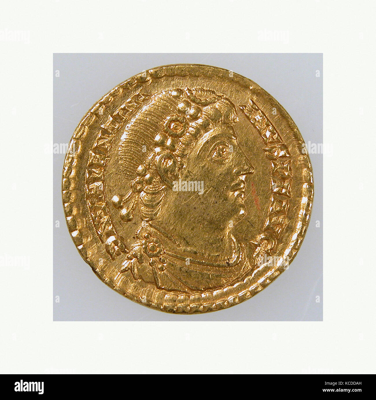 Gold Solidus von Kaiser Valentinian I. (r. 364 - 75), 364 - 375 Stockfoto