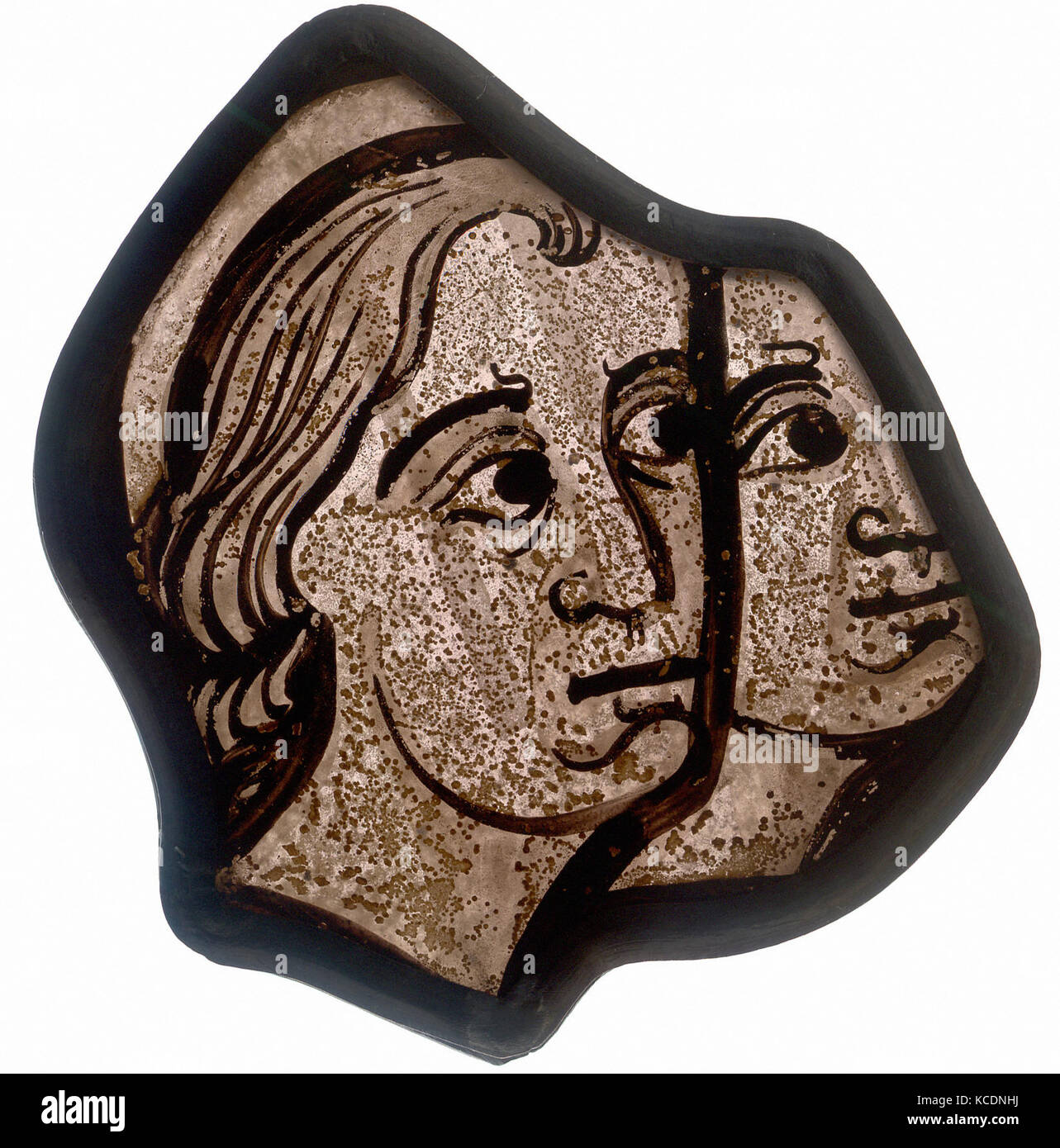 Fragment, 1200 - 1215, französischer, Topf - Metall Glas, Lack, Gesamt: 3 13/16 x 3 9/16-in. (9,7 x 9 cm), Glass-Stained Stockfoto