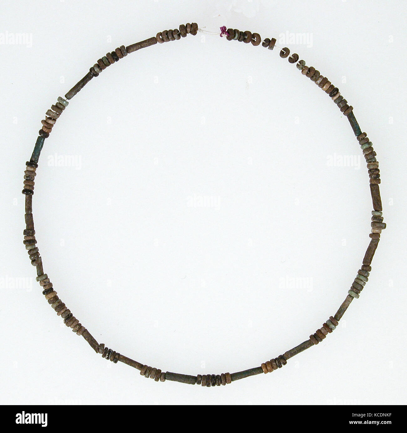 Perlenkette, 4. - 7. Jahrhunderts, in Kharga Oase gemacht, Byzantinische Ägypten, koptische, Steingut, verglast (grüner und weißer Fayence Stockfoto