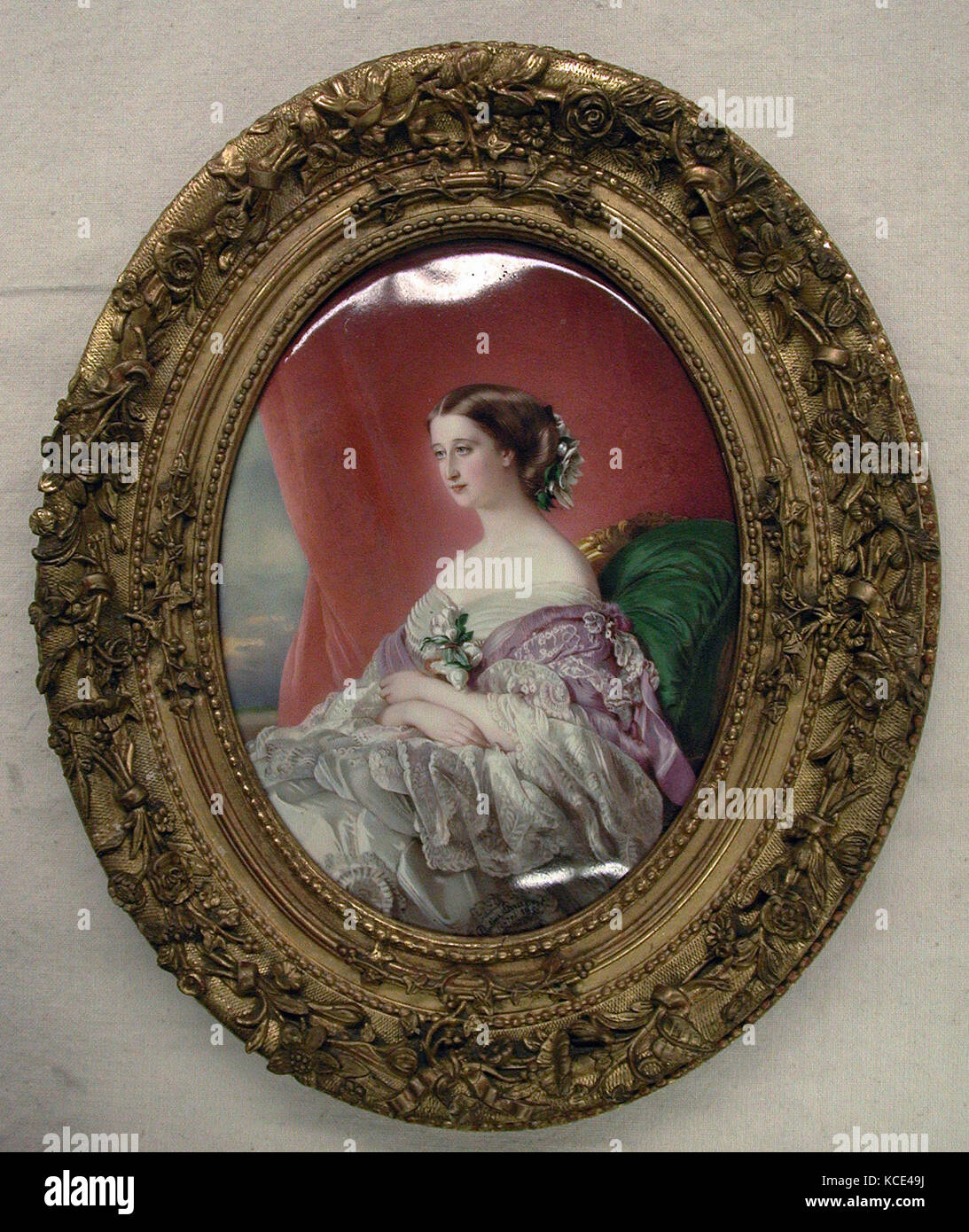 Kaiserin Eugenie (1826-1920), 1855, Französisch, Sèvres, lackiert Emaille auf Kupfer; Gesso und vergoldeten Holzrahmen, Gesamt (Emaille): 7 7/8 Stockfoto
