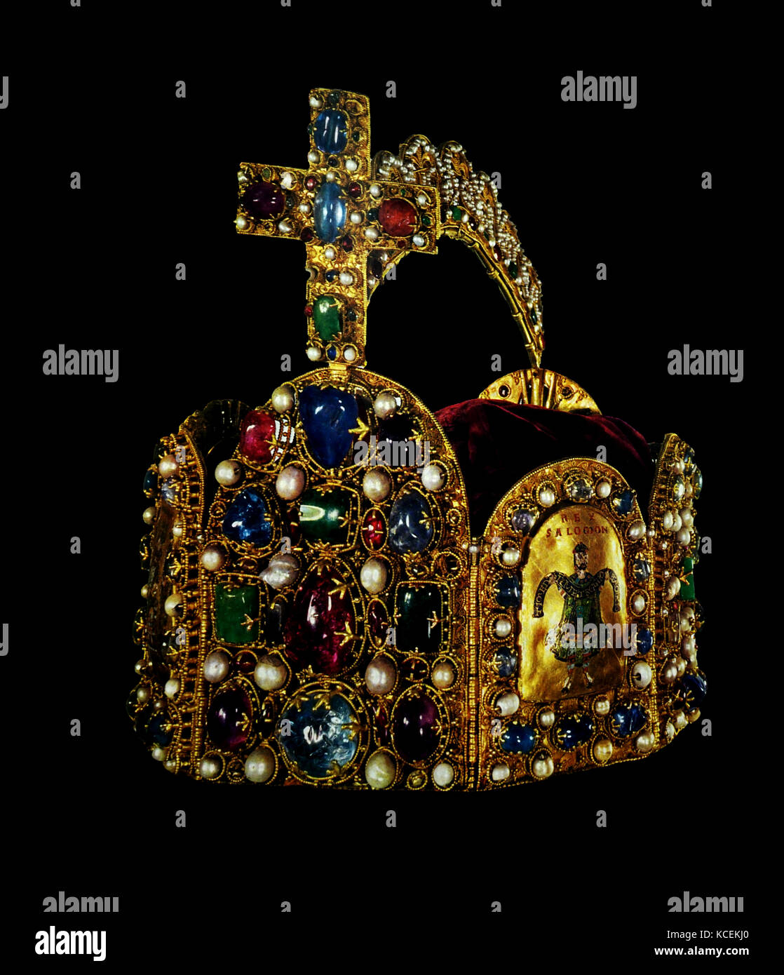 Die Krone aus die Insignien des Heiligen Römischen Reiches. Vom 11. Jahrhundert Stockfoto