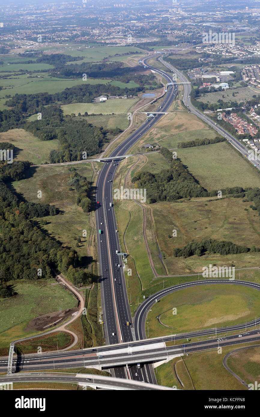 Luftaufnahme von der Autobahn M8 in Coatbridge, wo es eine neue Kreuzung mit der A725, Schottland, UK Stockfoto