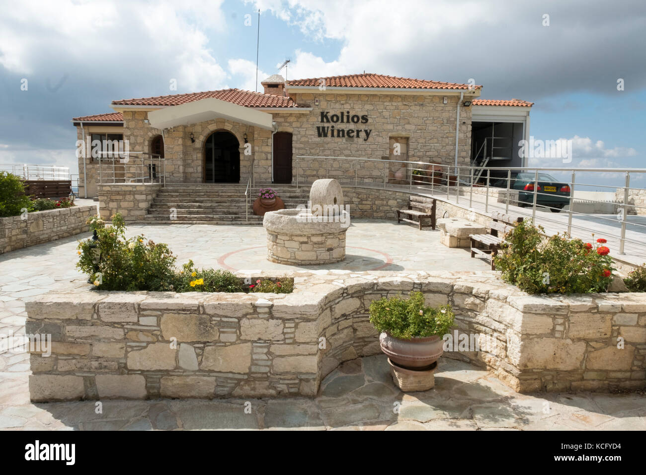 Kolios Weinkellerei in Ayios Fotios im Paphos District im Süden von Zypern. Stockfoto