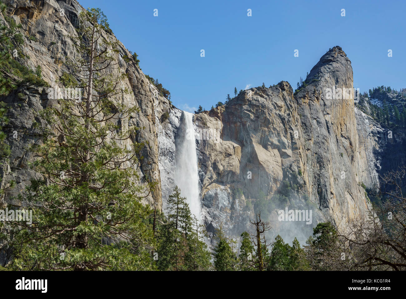 Die schönen Bridal Veil Falls im Yosemite National Park, Kalifornien, USA Stockfoto
