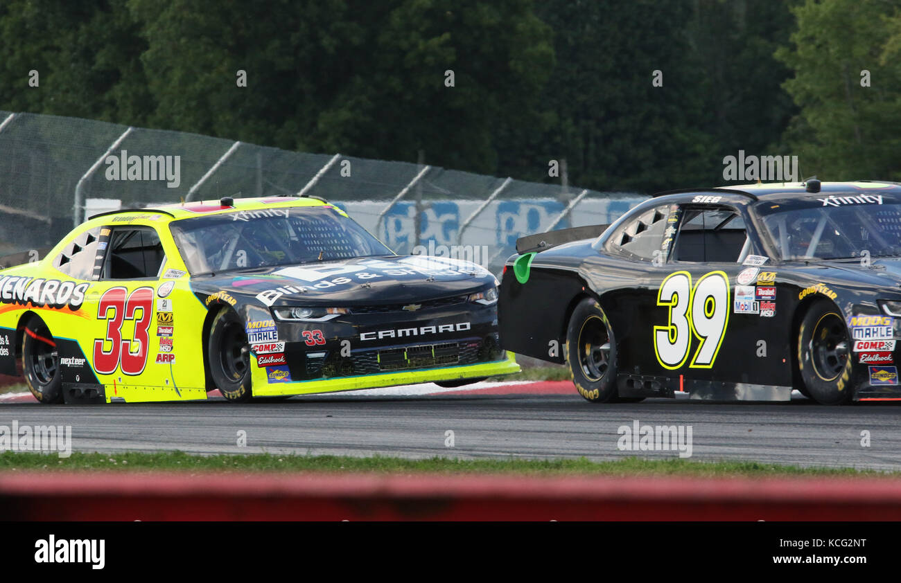 Aufkantung hopping. Ryan Sieg. Auto 39. Brandon Jones. Auto 33. XFINITY NASCAR Rennen. Mid-Ohio Sports Car Course. Lexington, Mansfield, Ohio, USA. Titel Heat s Stockfoto