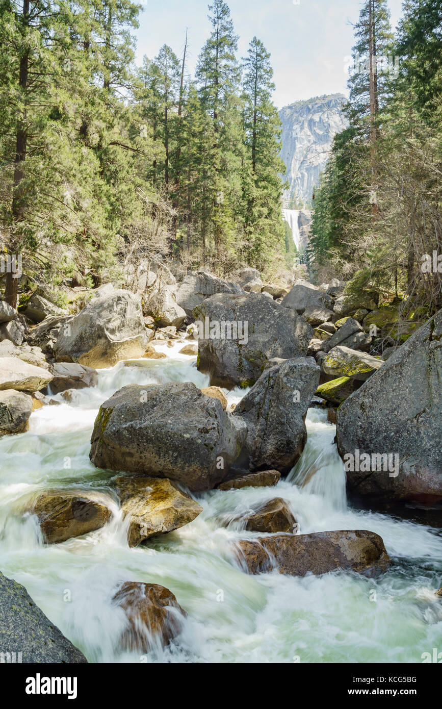 Die schöne Vernal Falls im Yosemite National, California, United States Stockfoto