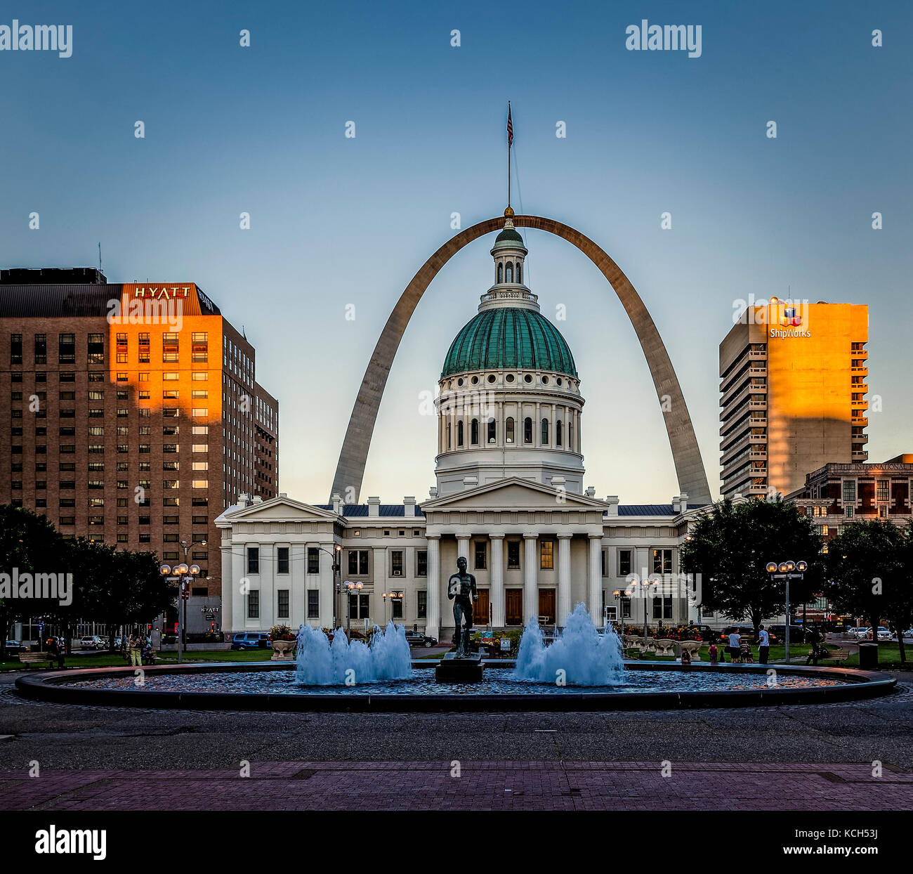 Arch Old Courthouse Gebäude und Brunnen in St. Louis usa Stockfoto