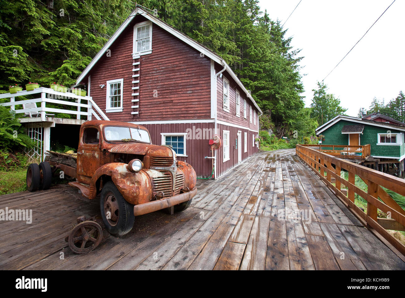 Promenade und Pensionen in Telegraph Cove, Vancouver Island, British Columbia, Kanada Stockfoto