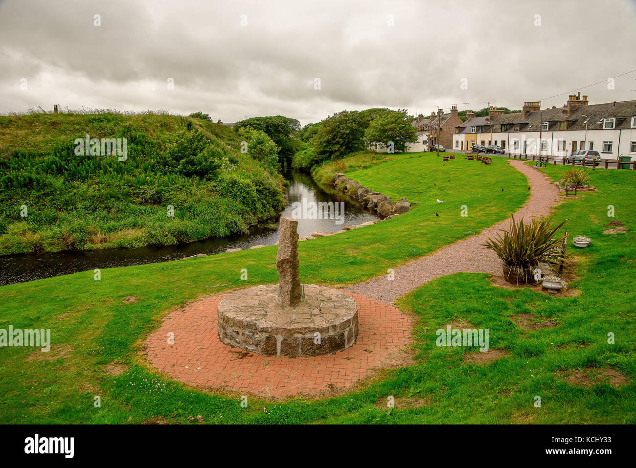 Eine kleine malerische öffentlichen Park in einem Cruden Bay Village, England, Großbritannien Stockfoto