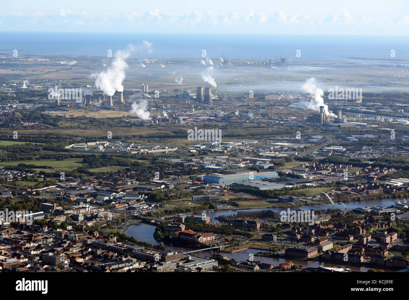 Luftaufnahme von einem Verrauchten Teesside industrielle Landschaft, Großbritannien Stockfoto