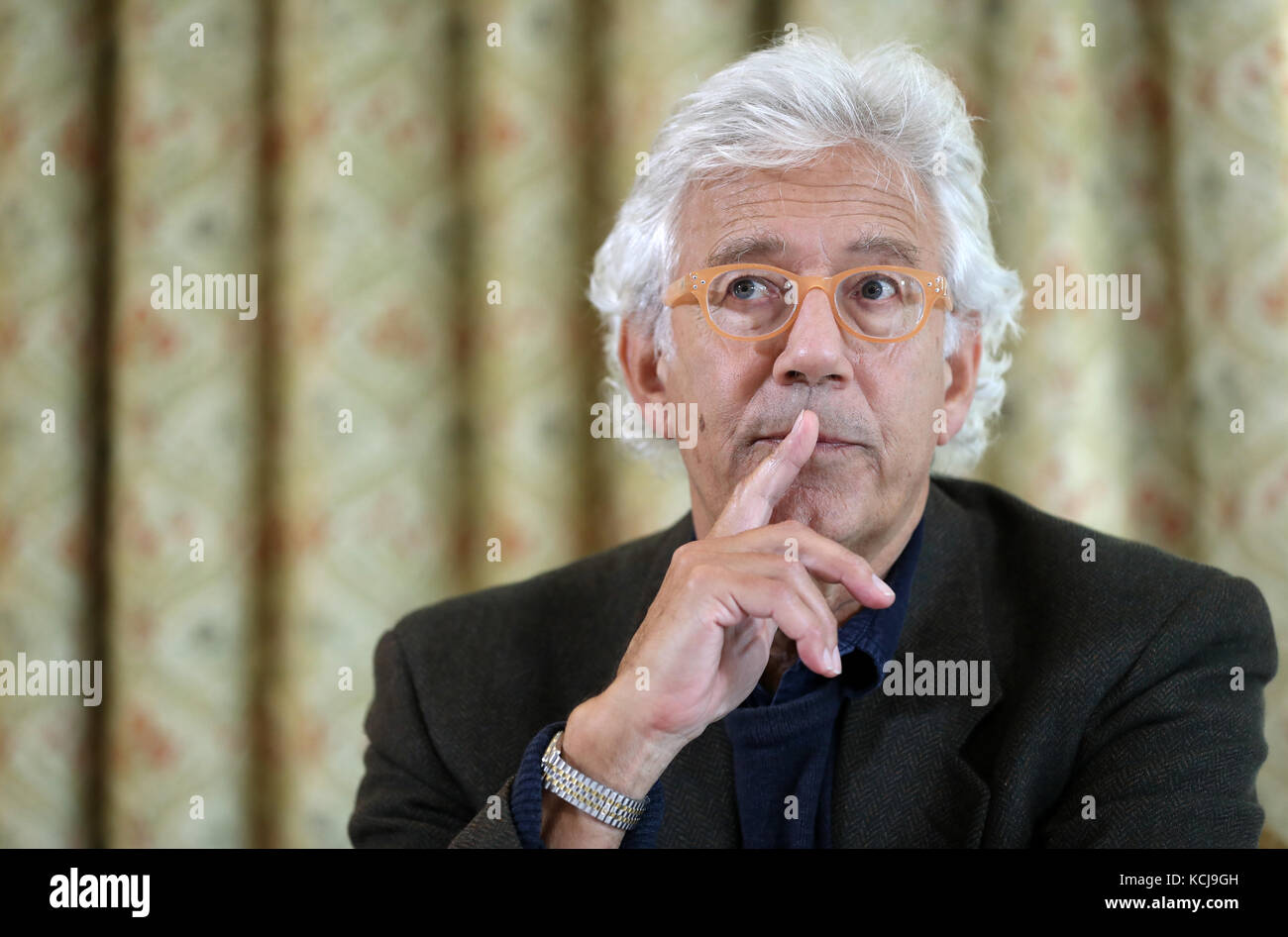 Lincoln Seligman, Patensohn von Sir Edward Heath, bei einer Pressekonferenz im Wrag Barn Golf & Country Club in Wiltshire. Stockfoto