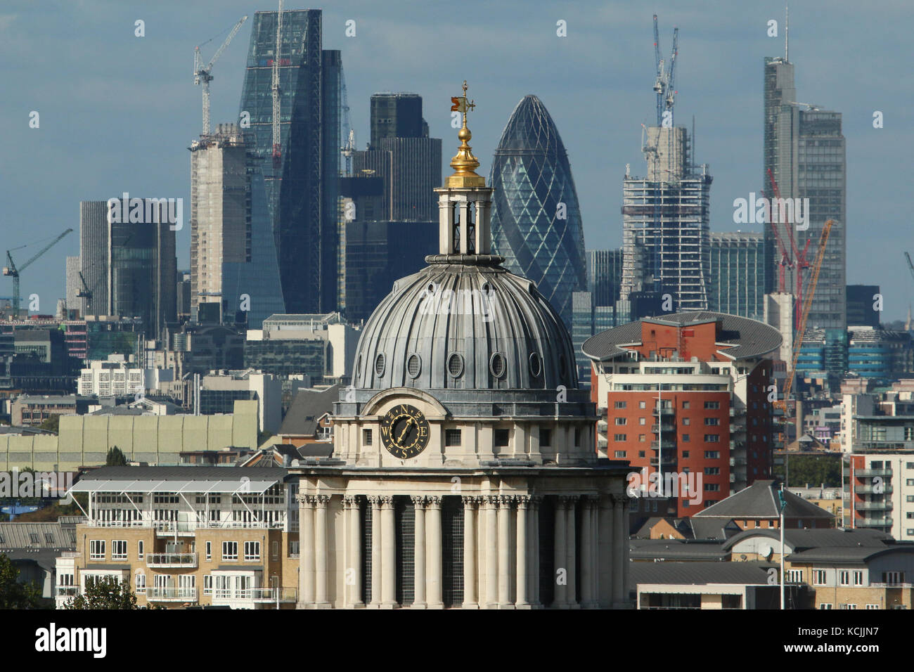 London, Vereinigtes Königreich. 5. Okt 2017. Es hat einen warmen und sonnigen Tag in Greenwich im Südosten von London. Credit: Rob Powell/Alamy leben Nachrichten Stockfoto