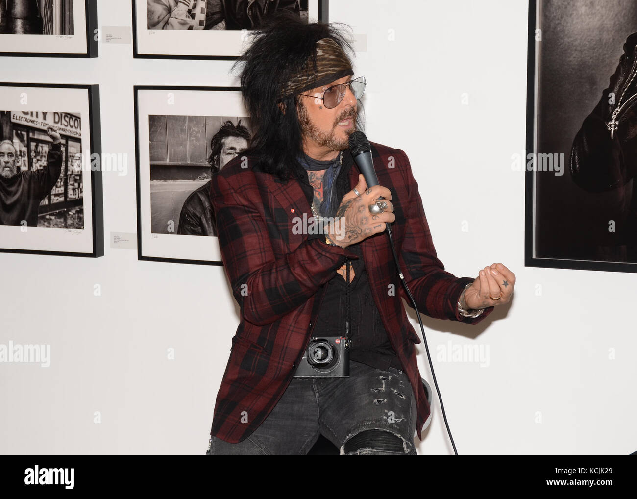 Nikki Sixx nimmt Gespräche die Nikki Sixx Fotoausstellung
