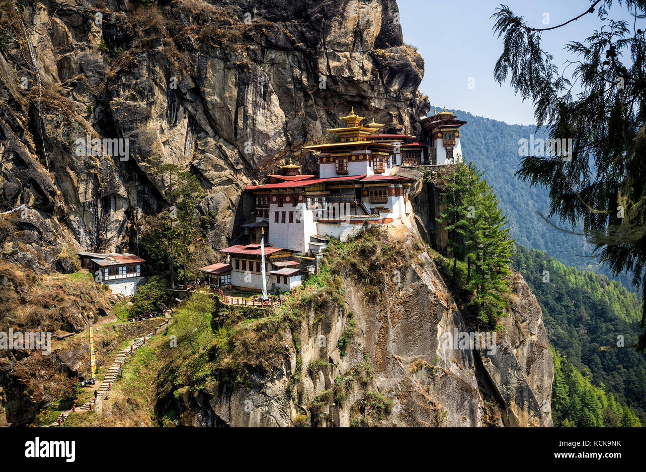 Taktshang Kloster, Bhutan - Tiger nest Kloster auch bekannt als palphug Taktsang Kloster. In den Klippen des oberen Paro Tal, bhu Stockfoto
