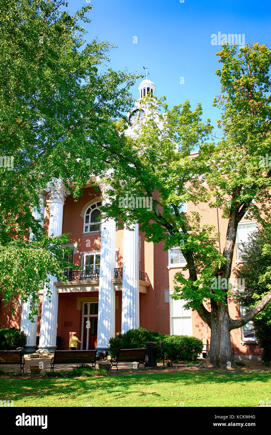 Das Rutherford County Courthouse im Zentrum des Public Square in Murfreesboro, TN, USA Stockfoto