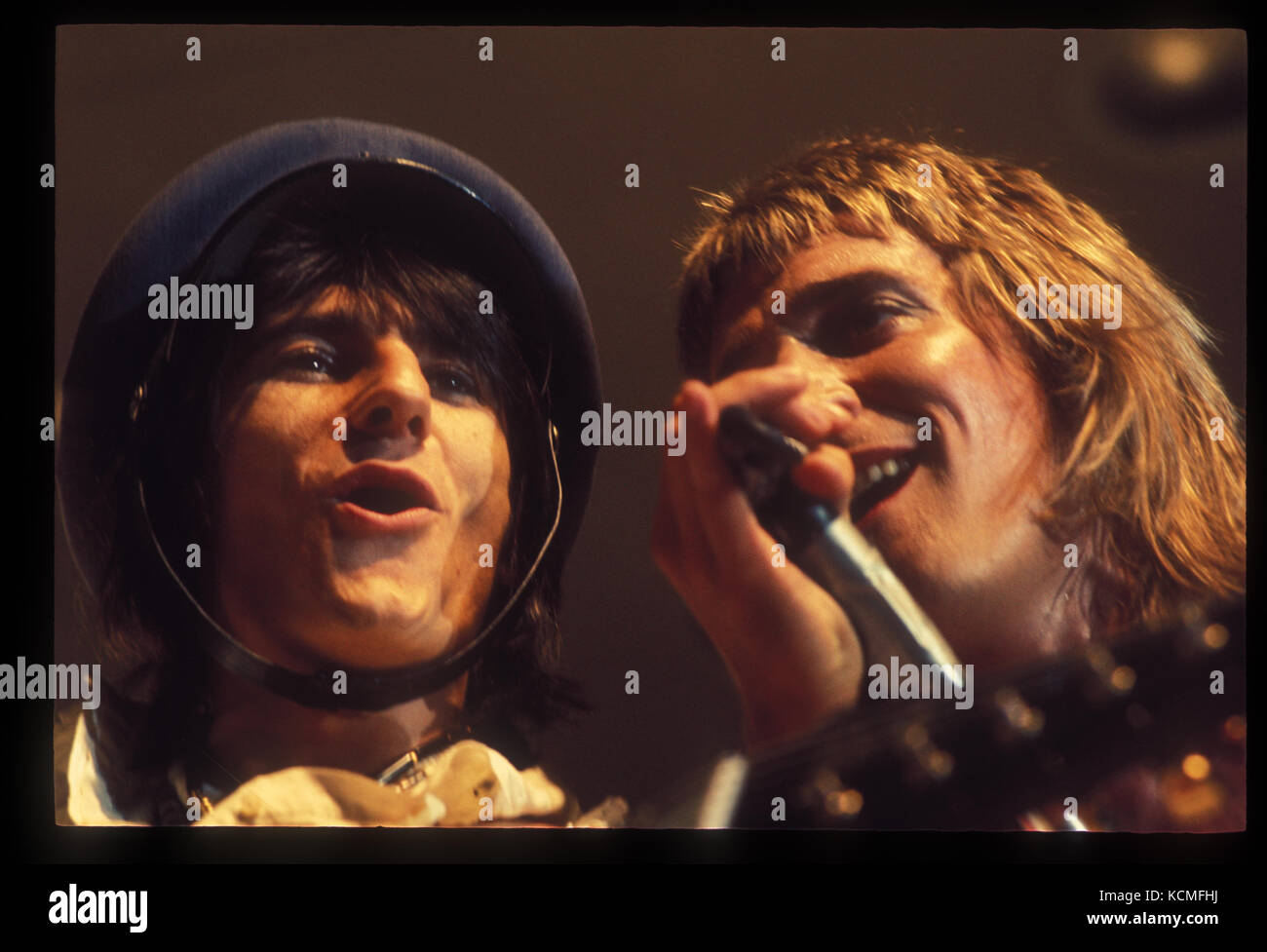 SAN BERNARDINO, Kalifornien The Faces die live im Swing Auditorium in