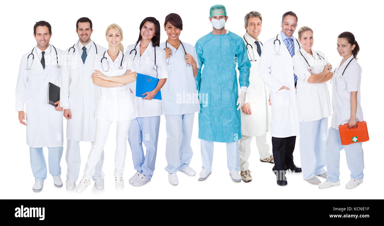 Große Gruppe von Ärzten und Krankenschwestern. Isoliert auf weiss Stockfoto