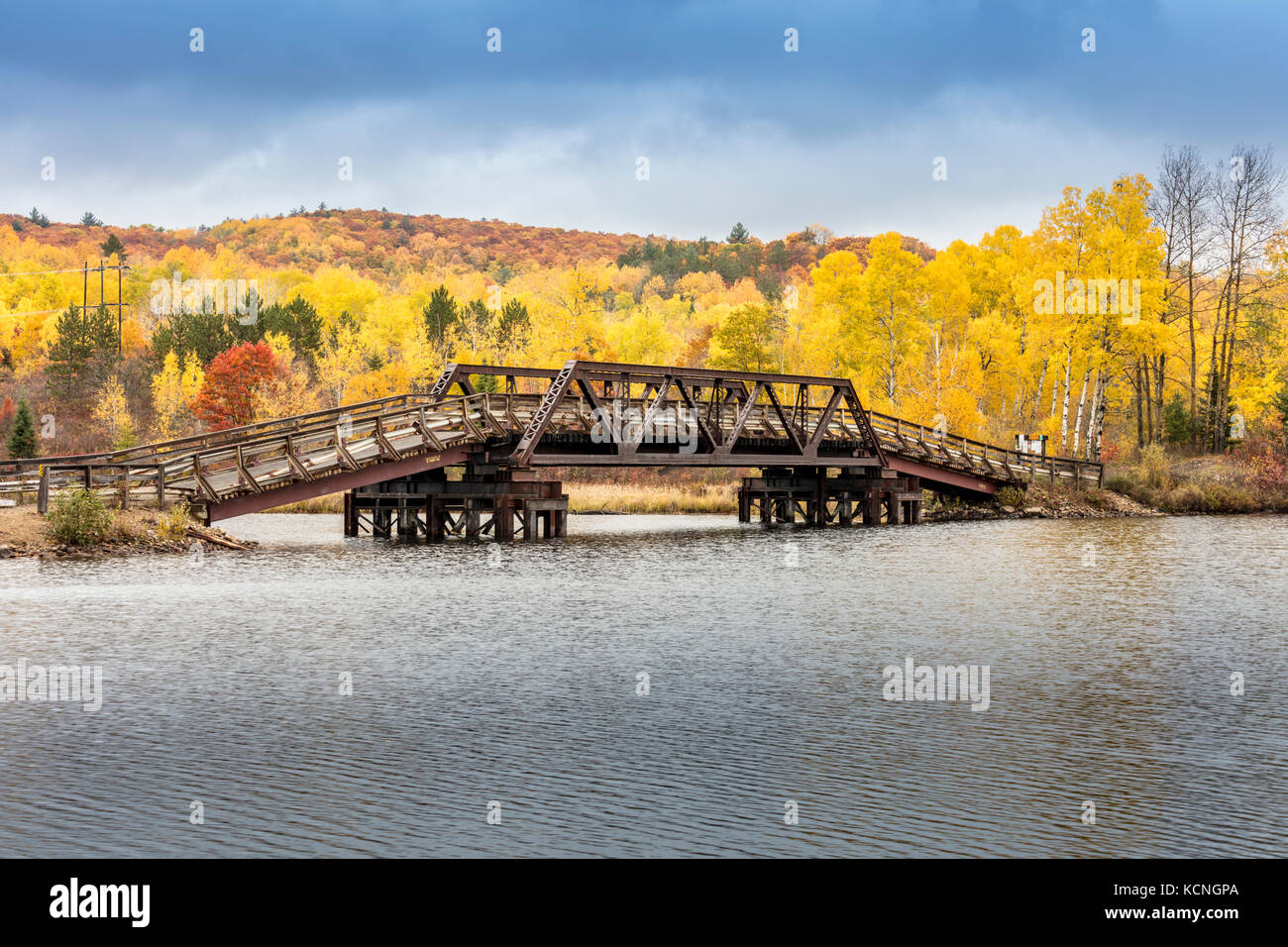Brücke über den Madawaska River, madawaska, Ontario, Kanada Stockfoto