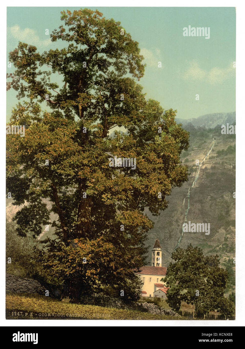 Giornico, Kirche und Wasserfall, St. Gotthard Bahn, Schweiz LCCN 2001703198 Stockfoto