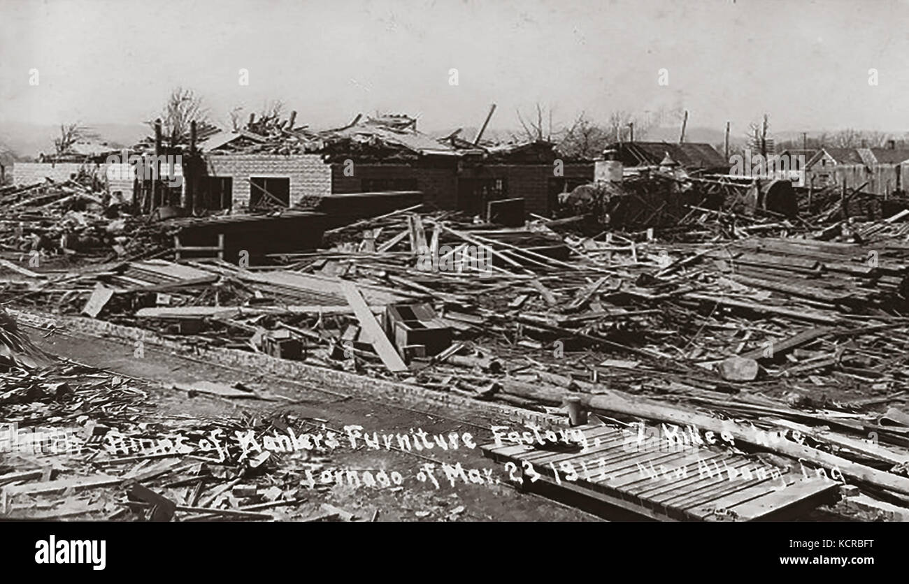 Nachwirkungen von 1917 Tornado Schäden an den kahlen Co., New Albany, Indiana Postkarte Bild Stockfoto