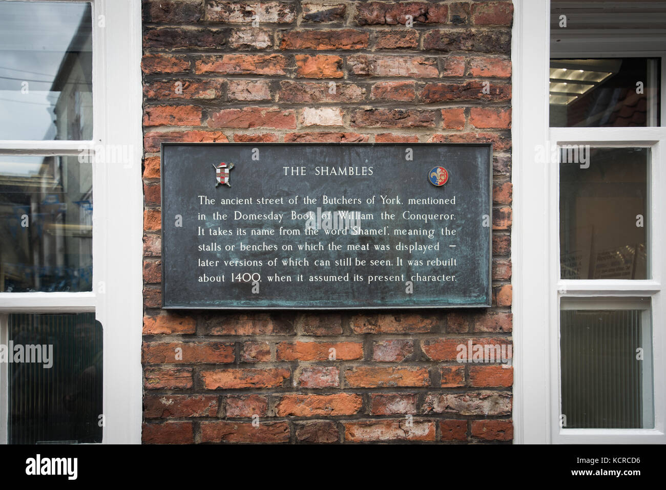 The Shambles - die alte Straße der Metzger von York, die im Domesday Book erwähnt wurde und aus dem Jahr 1400 stammt Stockfoto