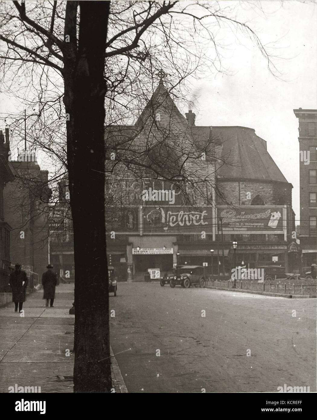 Grand Avenue Presbyterian Church. (In film Haus umgebaut, später von Fox Theater in 527 North Grand Avenue. Grand Avenue an der Washington Avenue abschneiden) Stockfoto