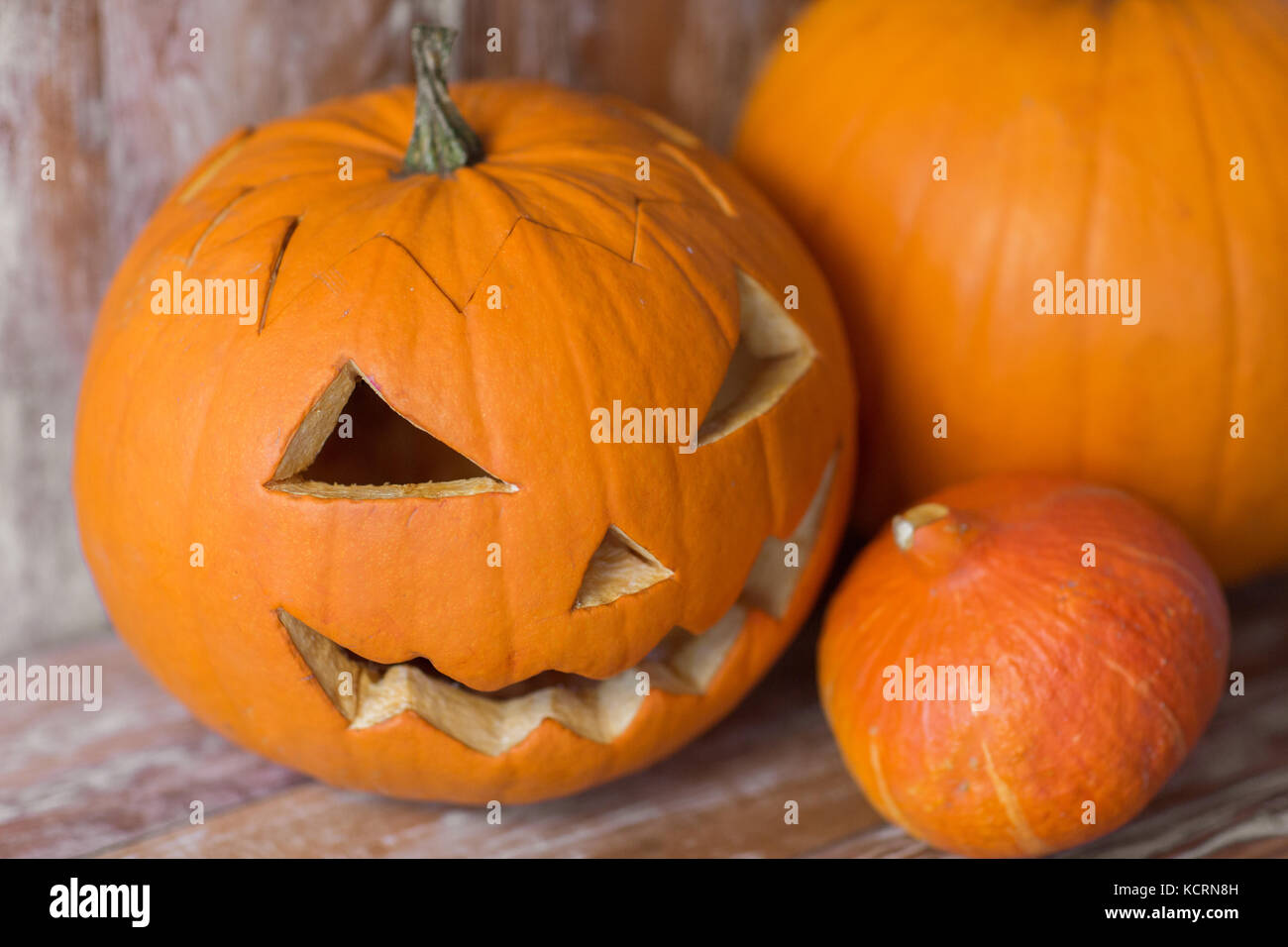 Jack-o-Lantern oder geschnitzte Halloween Kürbis Stockfoto