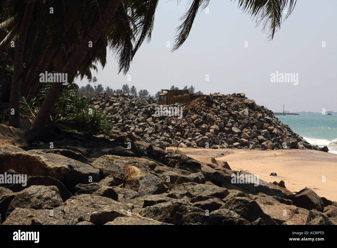 Hikkaduwa Südprovinz Sri Lanka Gebäude das Meer Abwehr Stockfoto