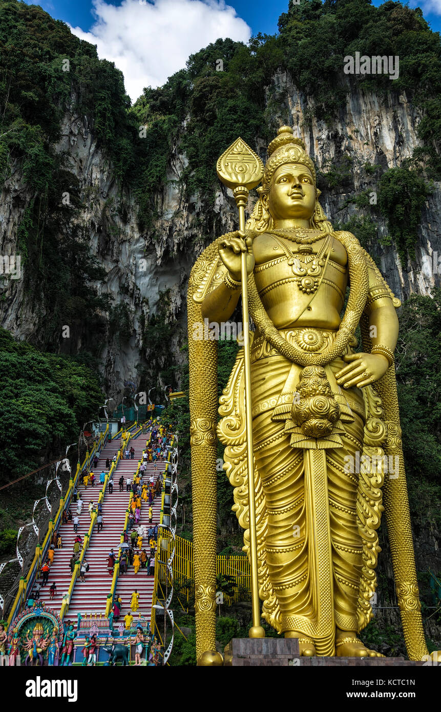 Batu Höhlen, Malaysia - Statue von Lord muragan am Batu Höhlen in Malaysia. Stockfoto