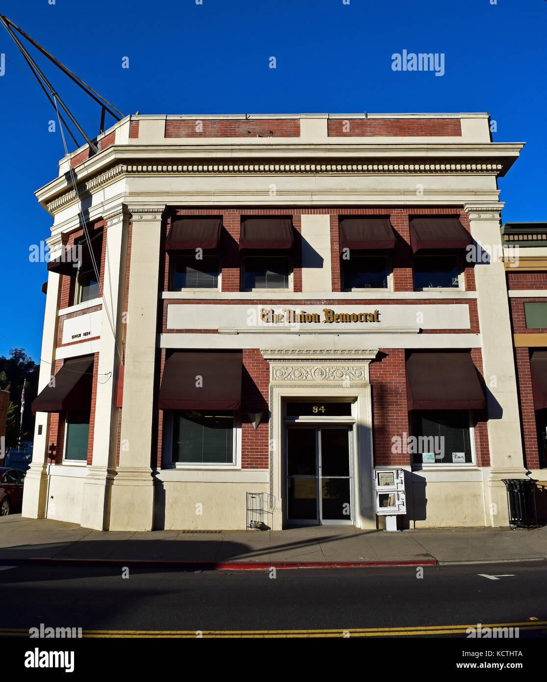 Die Union Demokrat-zeitung Büros. Sonora, Kalifornien Stockfoto