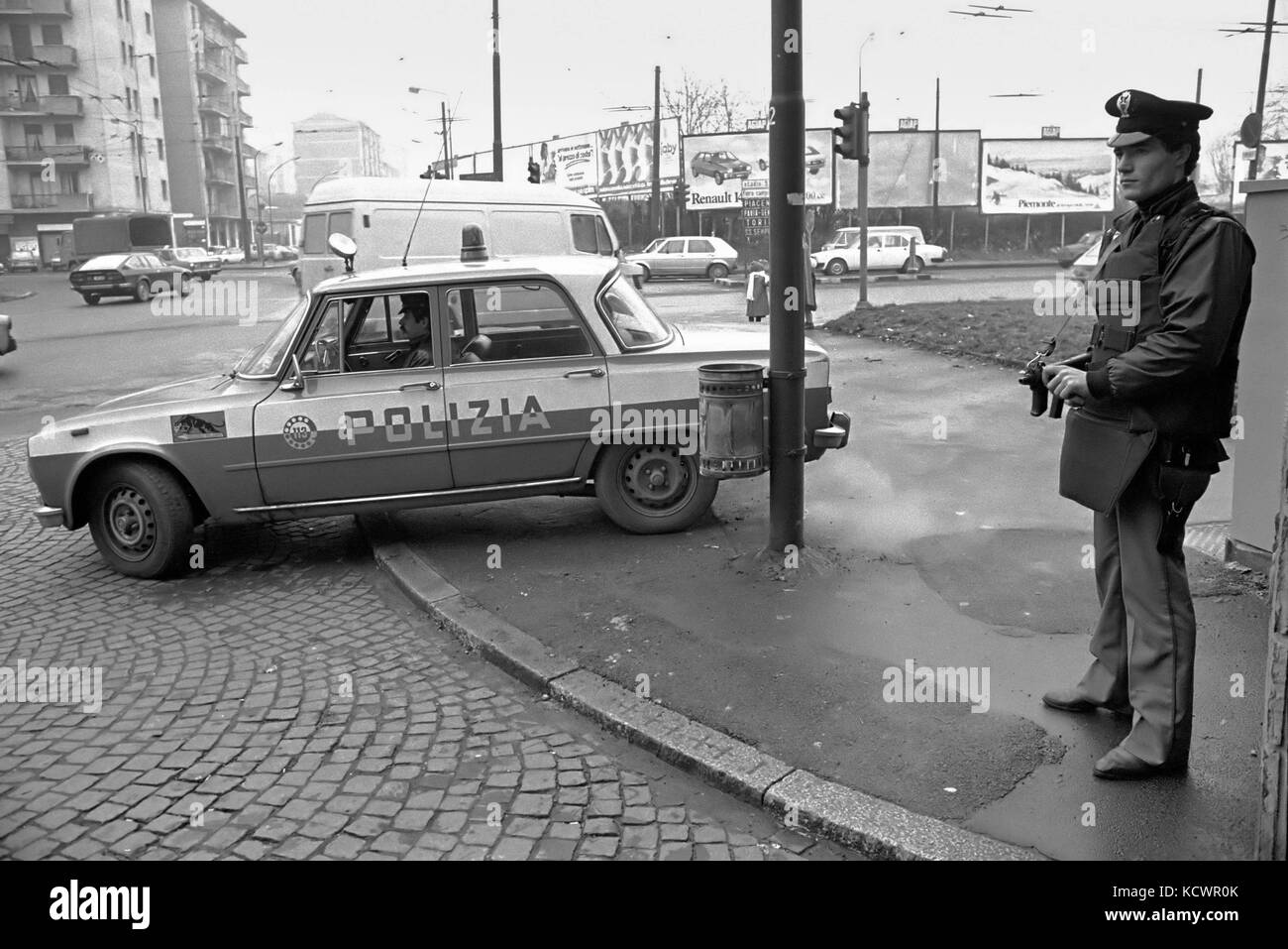 Mailand (Italien), Polizeikontrollpunkt während der Entführung des Präsidenten des Rates Aldo Moro durch die Terrorgruppe der Roten Brigaden (April1978) Stockfoto