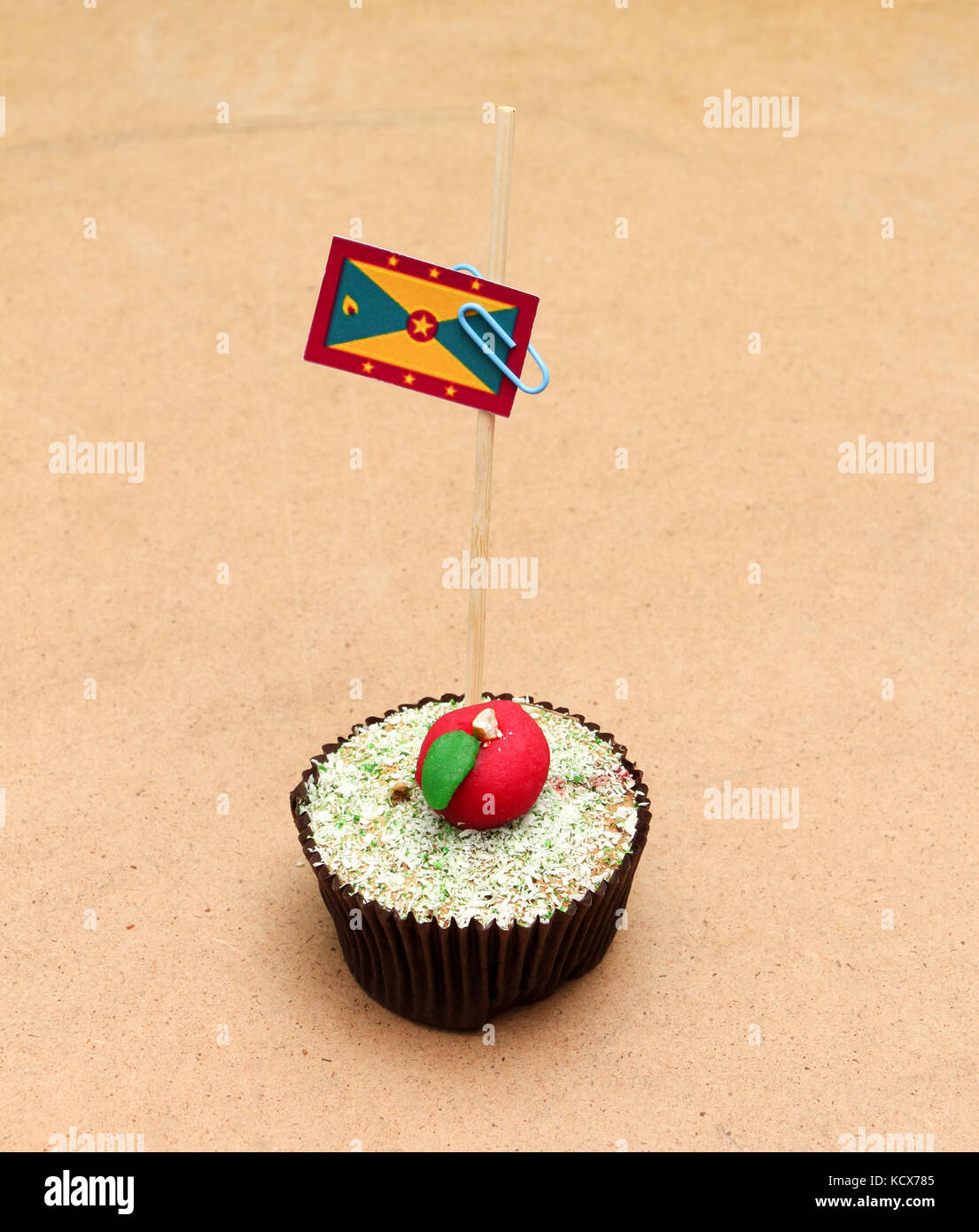 Bild einer Flagge auf einem Apple Cupcake, Grenada Stockfoto