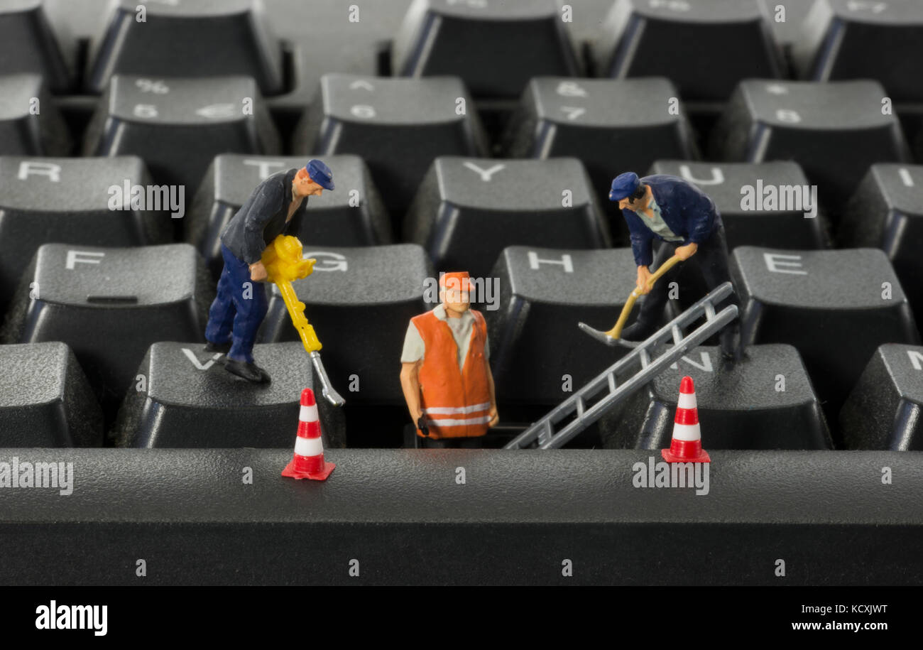 Tastatur reparatur -Fotos und -Bildmaterial in hoher Auflösung – Alamy