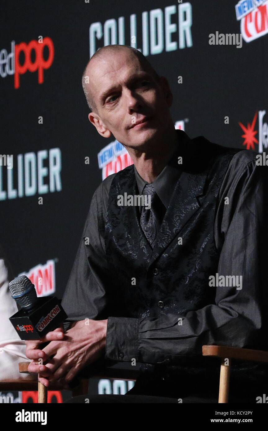 New York, NY, USA. Okt. 2017. Doug Jones bei Star Trek: Discovery in New York Comic Con am 7. Oktober 2017 in New York City. Credit: Diego Corredor/Media Punch/Alamy Live News Stockfoto