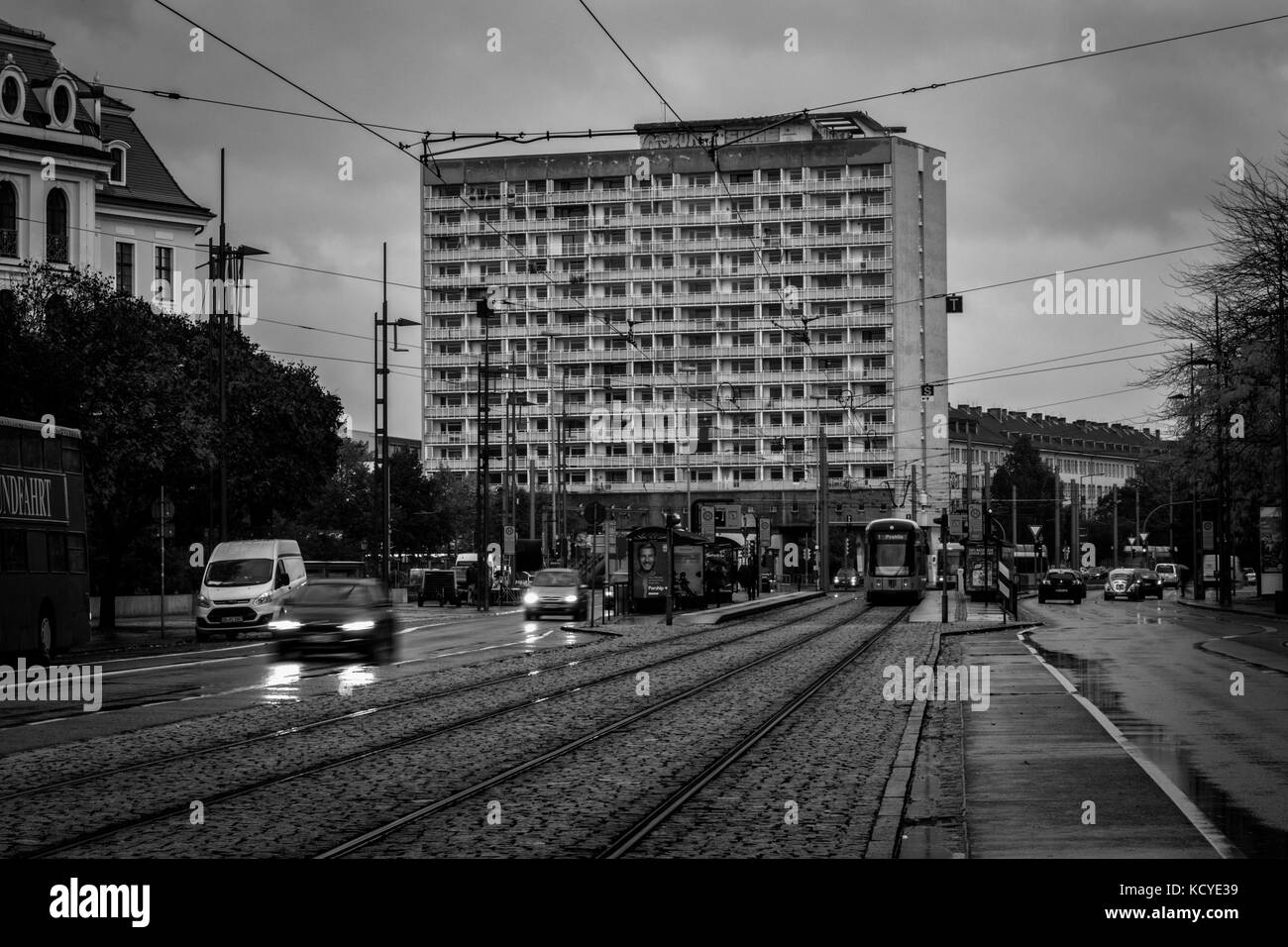 Blick auf die Stadt Dresden im Osten Deutschlands auf einen stürmischen Herbst Oktober Tag zeigt die Wilsdruffer Strasse Stockfoto