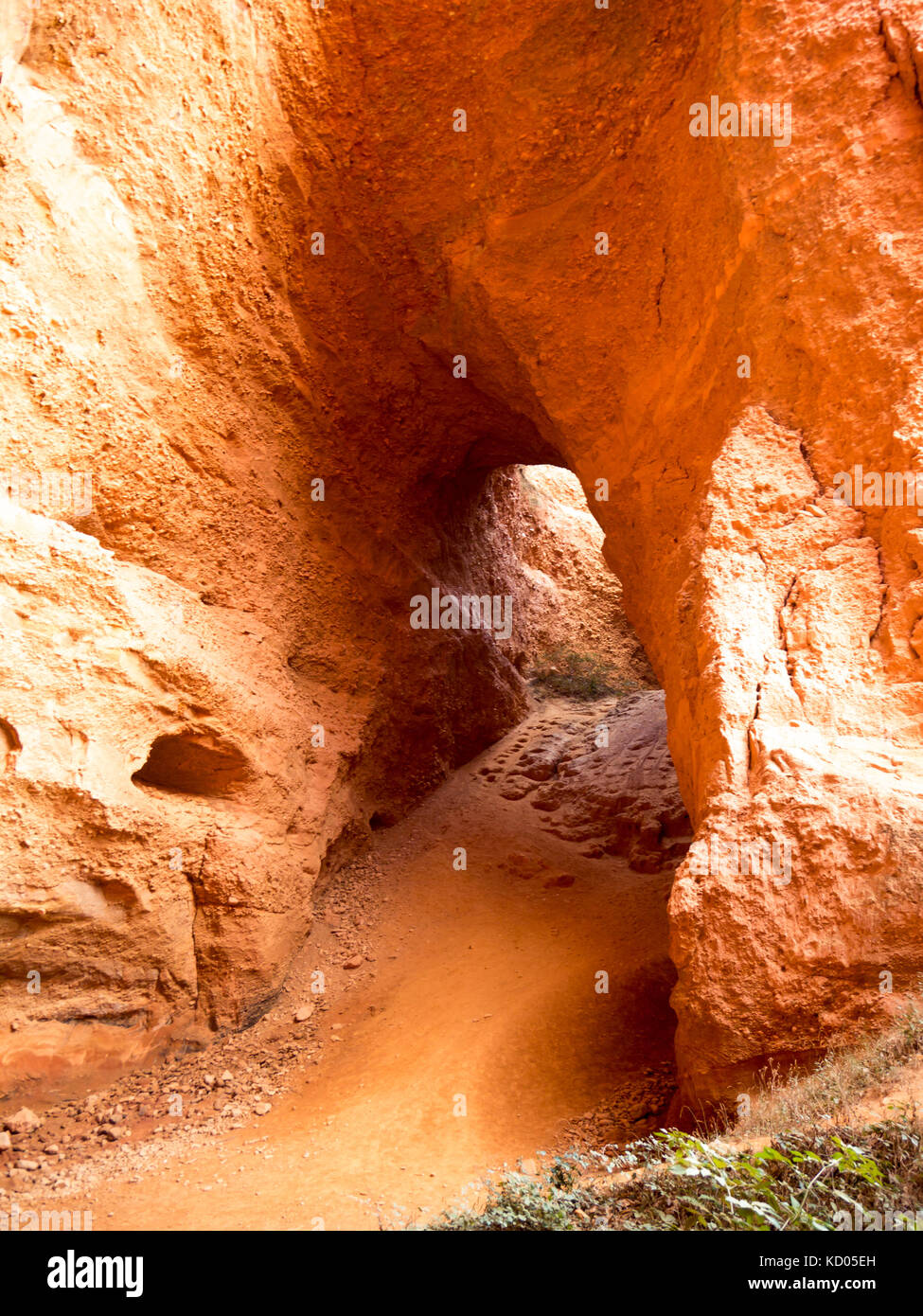Las Medulas historischen Gold Mine in der Nähe der Stadt Ponferrada in der Provinz Leon, Kastilien und Leon, Spanien. encantada Höhle. Stockfoto