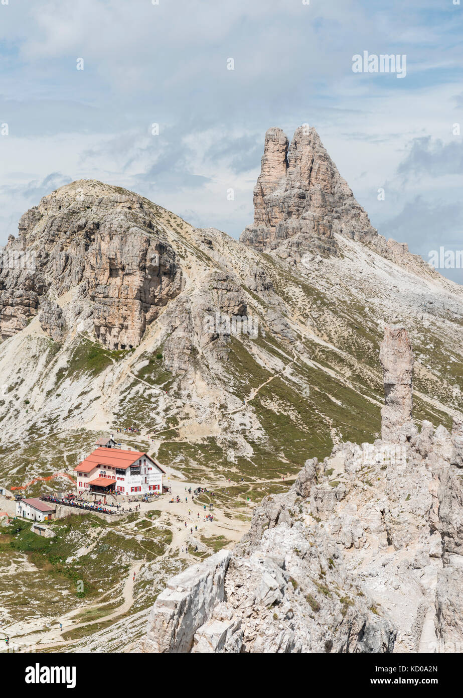 Drei Zinnen Hütte und Toblinger Knoten, Sextner Dolomiten, Südtirol, Trentino - Südtirol, Alto-Adige, Italien Stockfoto